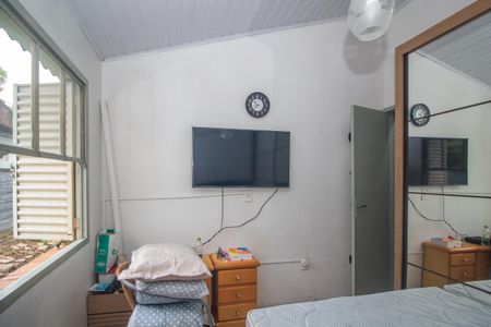 Quarto 1 de casa à venda com 2 quartos, 42m² em São José, Porto Alegre