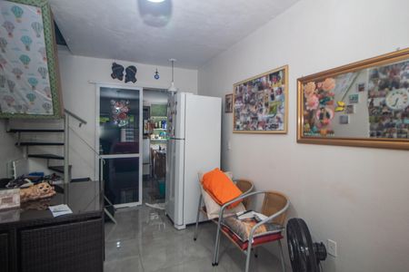Casa à venda com 42m², 2 quartos e 1 vaga Casa à venda com 42m², 2 quartos e 1 vagaCozinha