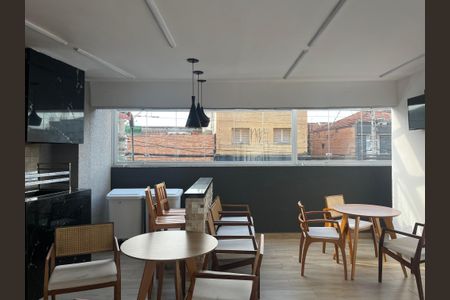 Apartamento à venda com 33m², 2 quartos e sem vagaÁrea comum - Churrasqueira