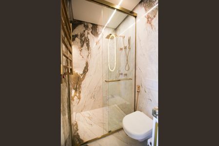 Studio à venda com 60m², 1 quarto e 1 vaga Studio à venda com 60m², 1 quarto e 1 vagaBanheiro Social