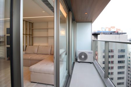 Varanda de kitnet/studio à venda com 1 quarto, 60m² em Vila Olímpia, São Paulo