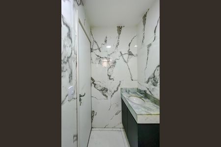 Banheiro Social de apartamento para alugar com 1 quarto, 26m² em Vila Regente Feijó, São Paulo