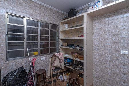 Casa à venda com 180m², 3 quartos e 2 vagasQuarto de Serviço