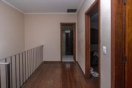 Casa à venda com 180m², 3 quartos e 2 vagasHall