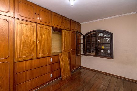 Casa à venda com 180m², 3 quartos e 2 vagasQuarto 3