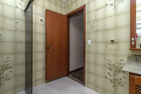 Casa à venda com 180m², 3 quartos e 2 vagasBanheiro Social