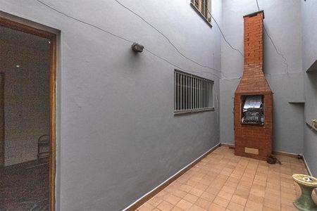 Casa à venda com 180m², 3 quartos e 2 vagasÁrea Externa