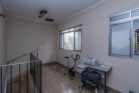 Casa à venda com 180m², 3 quartos e 2 vagasEscritório