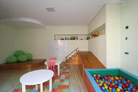 Apartamento à venda com 72m², 2 quartos e 1 vagaÁrea Comum