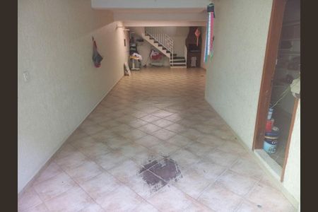 Casa à venda com 136m², 3 quartos e 5 vagas