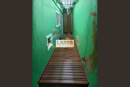 Casa à venda com 136m², 3 quartos e 5 vagas