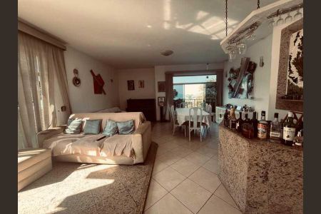 Apartamento à venda com 269m², 4 quartos e 2 vagas