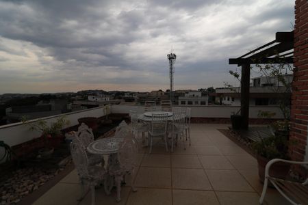 Apartamento à venda com 154m², 4 quartos e 2 vagasCobertura