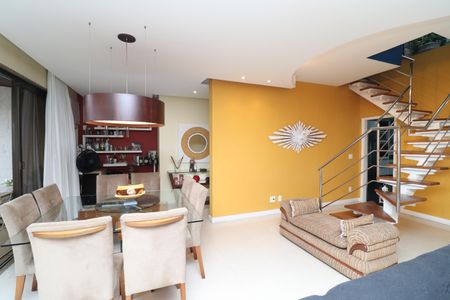 Sala de apartamento à venda com 4 quartos, 154m² em Jardim Guanabara, Rio de Janeiro