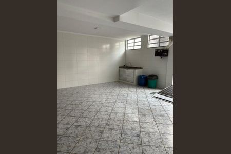 Casa à venda com 2 quartos, 270m² em Vila Carrão, São Paulo