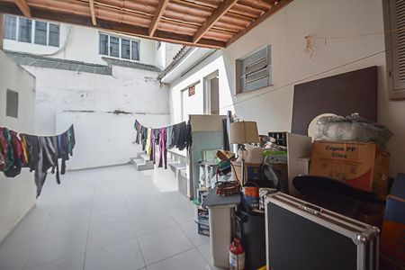 Casa para alugar com 18m², 1 quarto e sem vagaÁrea de Serviço