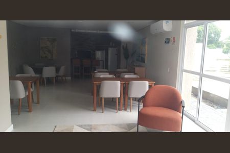 Apartamento à venda com 3 quartos, 74m² em Partenon, Porto Alegre