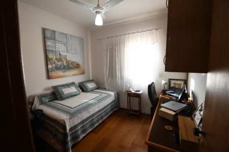 Apartamento à venda com 135m², 3 quartos e 1 vagaQuarto 2