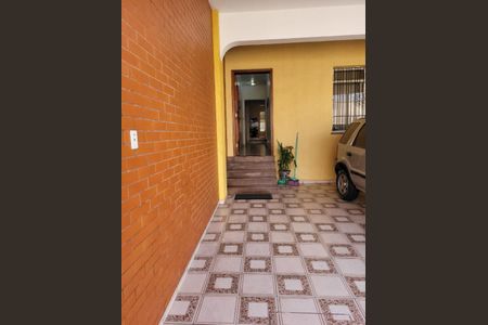 Casa à venda com 326m², 3 quartos e 2 vagasFrente