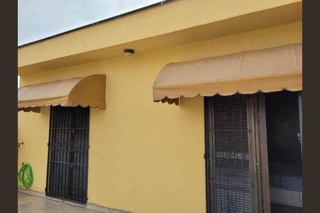 Casa à venda com 326m², 3 quartos e 2 vagasVaranda