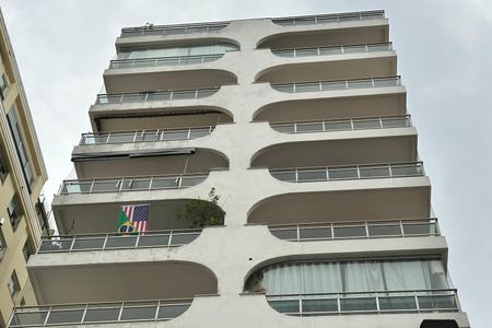 Apartamento à venda com 90m², 2 quartos e 2 vagas Apartamento à venda com 90m², 2 quartos e 2 vagasFachada