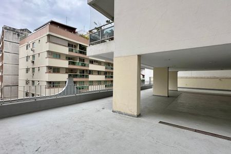 Apartamento à venda com 90m², 2 quartos e 2 vagas Apartamento à venda com 90m², 2 quartos e 2 vagasÁrea comum
