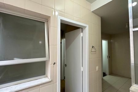 Apartamento à venda com 90m², 2 quartos e 2 vagas Apartamento à venda com 90m², 2 quartos e 2 vagasÁrea de Serviço