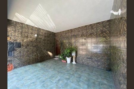 Casa à venda com 160m², 4 quartos e 2 vagas