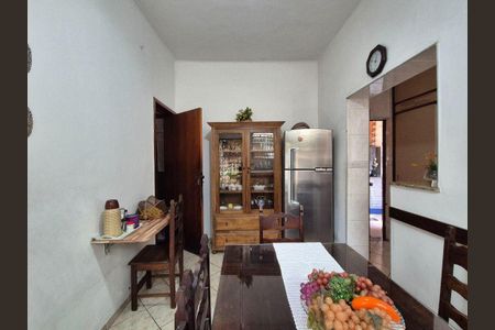 Casa à venda com 7 quartos, 225m² em Santa Rosa, Niterói