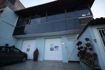 Casa para alugar com 243m², 4 quartos e 1 vagaFachada / Plaquinha Instalada 20/08/2025 DCFC-421