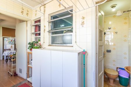 Apartamento à venda com 136m², 3 quartos e 1 vagaÁrea de Serviço