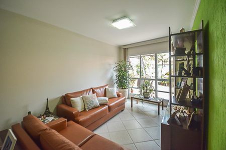 Apartamento à venda com 112m², 2 quartos e 2 vagasSala