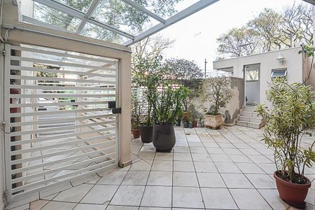 Apartamento à venda com 112m², 2 quartos e 2 vagasÁrea comum