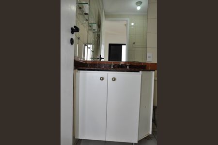 Apartamento para alugar com 76m², 3 quartos e 2 vagas Apartamento para alugar com 76m², 3 quartos e 2 vagasBanheiro do Quarto 3