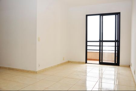 Apartamento para alugar com 76m², 3 quartos e 2 vagas Apartamento para alugar com 76m², 3 quartos e 2 vagasSala