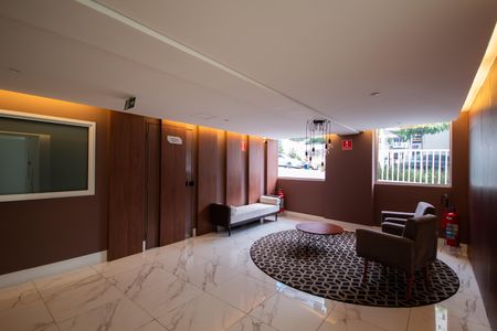 Apartamento para alugar com 45m², 2 quartos e 1 vaga Apartamento para alugar com 45m², 2 quartos e 1 vagaHall de Entrada