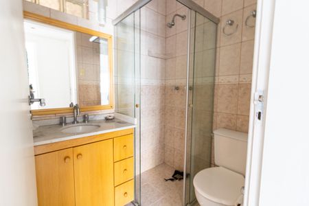 Apartamento à venda com 106m², 3 quartos e sem vaga Apartamento à venda com 106m², 3 quartos e sem vagaBanheiro