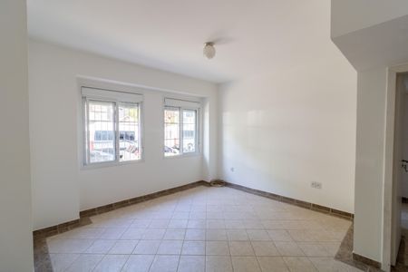 Apartamento à venda com 106m², 3 quartos e sem vaga Apartamento à venda com 106m², 3 quartos e sem vagaSala