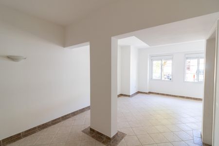 Apartamento à venda com 106m², 3 quartos e sem vaga Apartamento à venda com 106m², 3 quartos e sem vagaSala