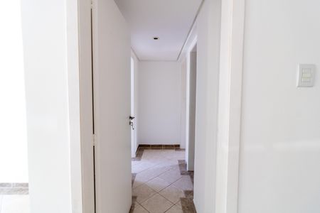 Apartamento à venda com 106m², 3 quartos e sem vaga Apartamento à venda com 106m², 3 quartos e sem vagaCorredor
