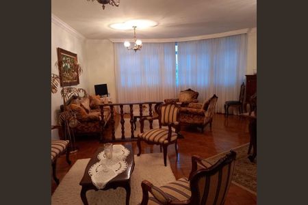 Apartamento à venda com 117m², 2 quartos e 1 vagaFoto 01