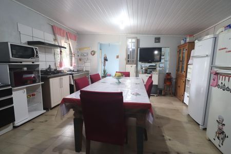 Casa à venda com 600m², 3 quartos e 5 vagasCozinha casa 01