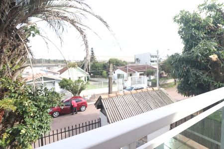 Casa à venda com 600m², 3 quartos e 5 vagasQuarto 02 da casa 02 sacada