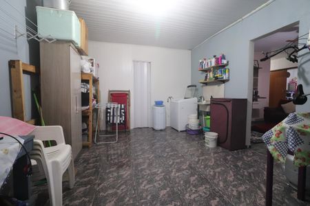 Casa à venda com 600m², 3 quartos e 5 vagasGaragem casa 01