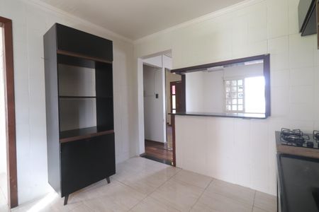 Casa à venda com 600m², 3 quartos e 5 vagasCozinha da casa 02