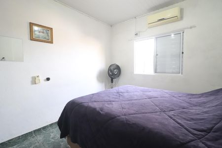 Casa à venda com 600m², 3 quartos e 5 vagasQuarto casa 01