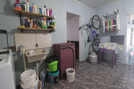 Casa à venda com 600m², 3 quartos e 5 vagasGaragem casa 01