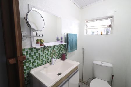 Casa à venda com 600m², 3 quartos e 5 vagasLavabo casa 01