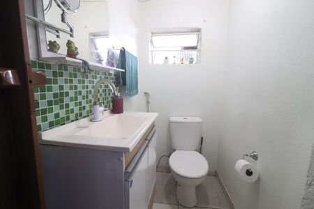 Lavabo casa 01 de casa à venda com 3 quartos, 600m² em Pátria Nova, Novo Hamburgo