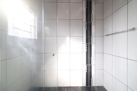 Casa à venda com 600m², 3 quartos e 5 vagasBanheiro da casa 02